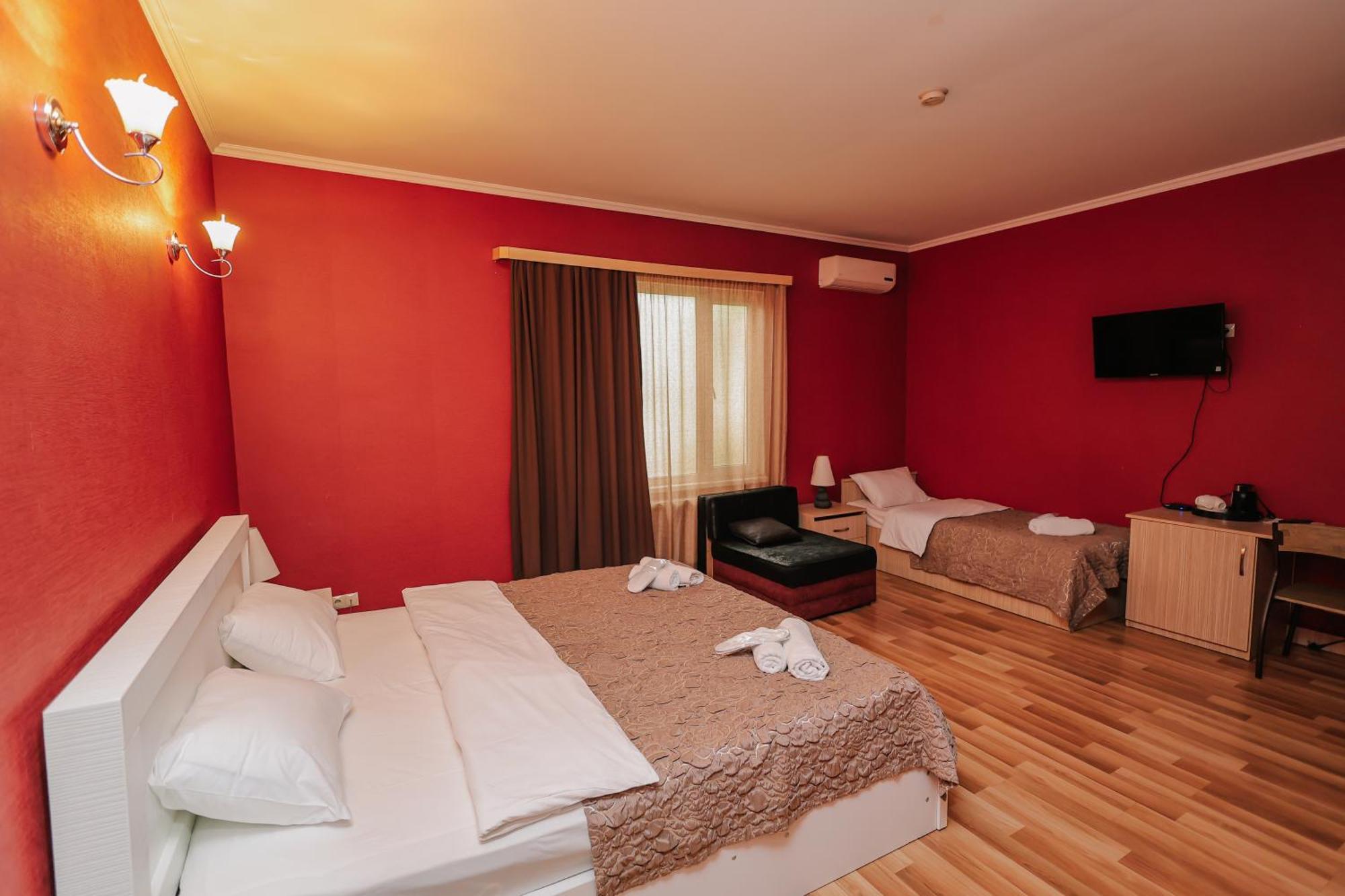 Hotel Darchi ティビリシ エクステリア 写真