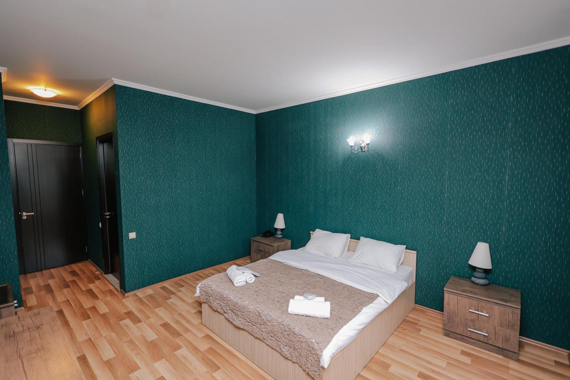 Hotel Darchi ティビリシ エクステリア 写真